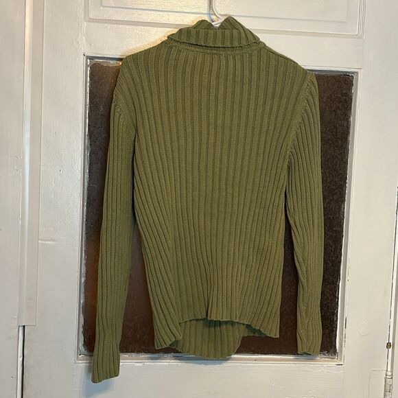 Madison & Max Women’s Light Green Knit Turtleneck Ribbed Sweater Size Medium - Picture 6 of 6